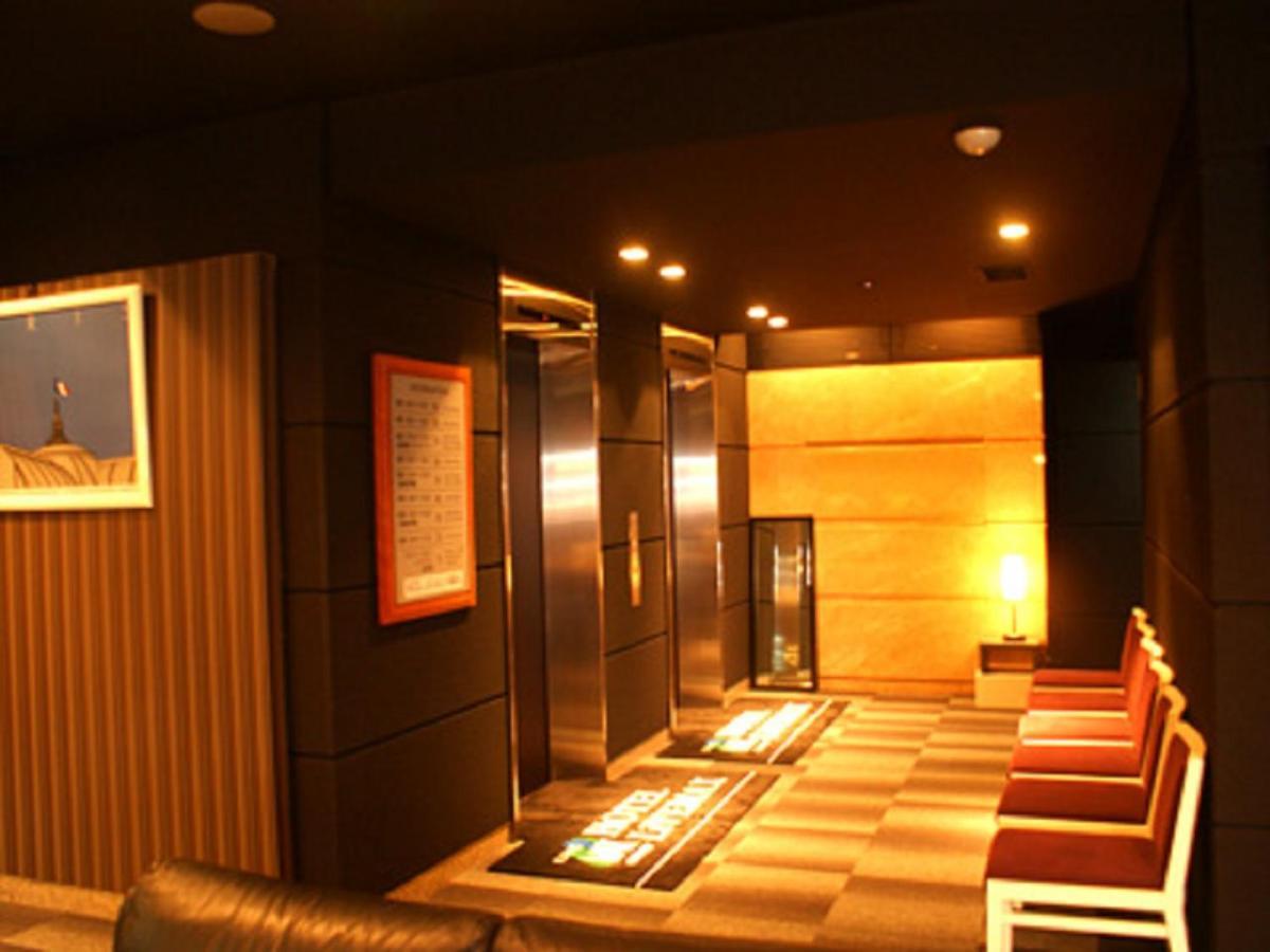 Hotel Livemax Budget Hiratsuka Ekimae מראה חיצוני תמונה